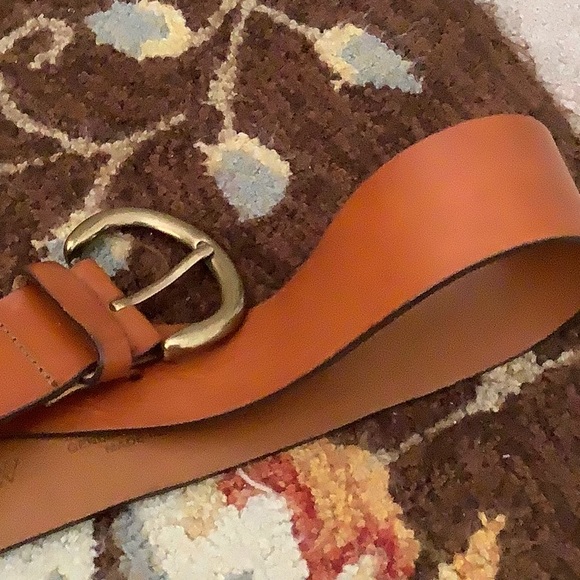 Beautiful Italian Leather Belt by J. Crew 🤎🤎🤎 - Picture 11 of 12